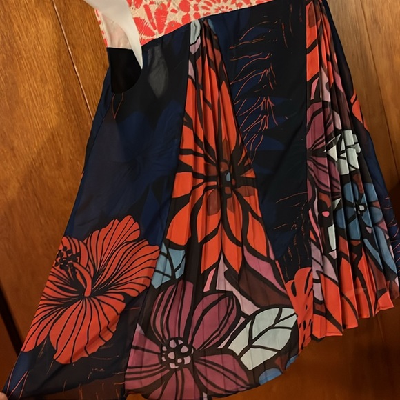 Desigual Sleeveless Blouse size Medium - Picture 6 of 12